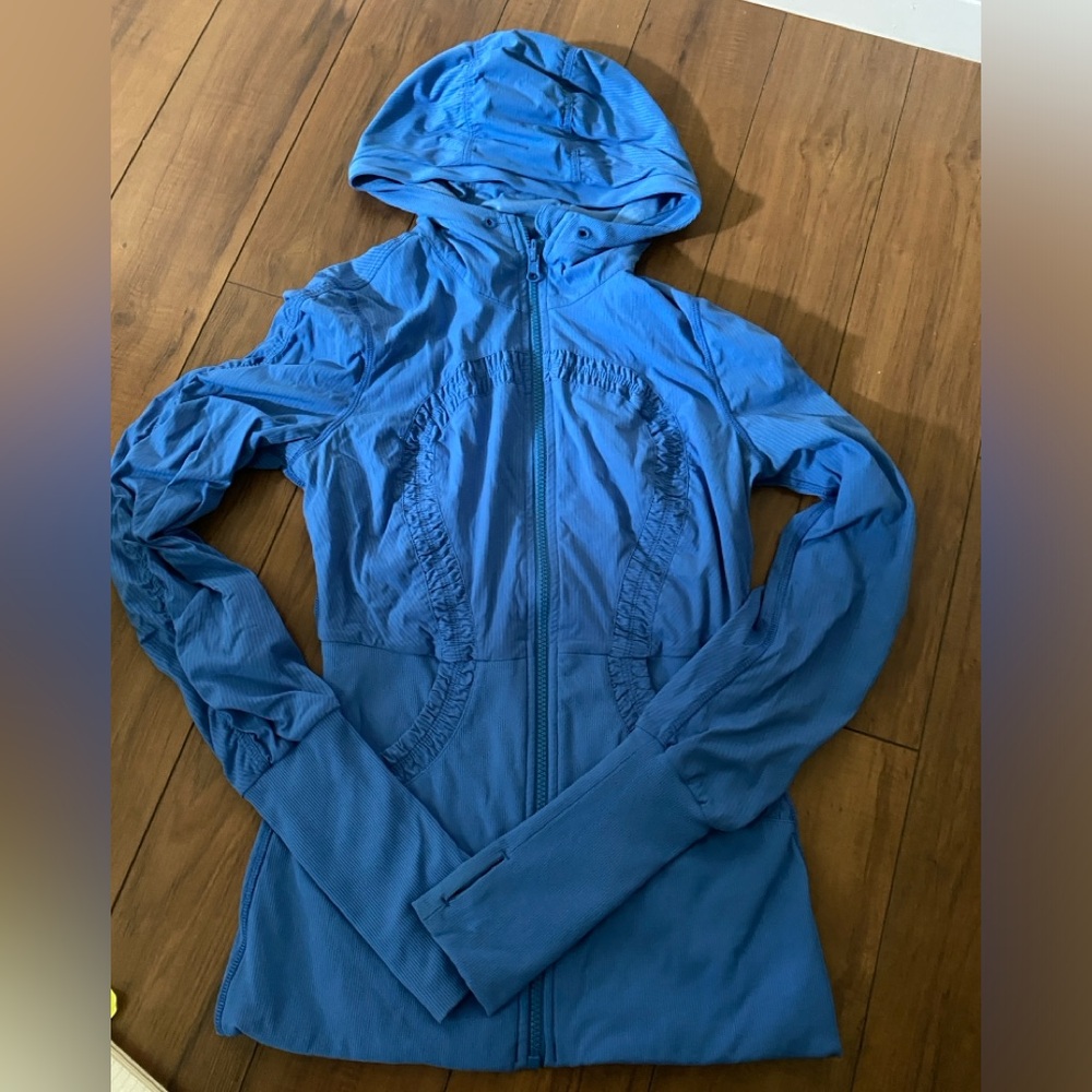 Lululemon Zip Up